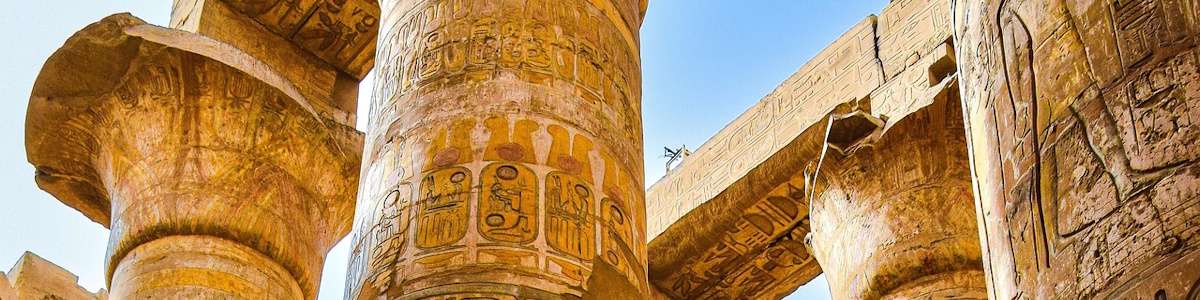 Der bedeutende Karnak Tempel ist Bestandteil vieler Ausflüge nach Luxor